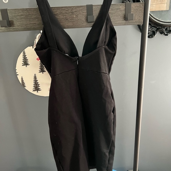 Lulus black vneck size small dress - Picture 2 of 3